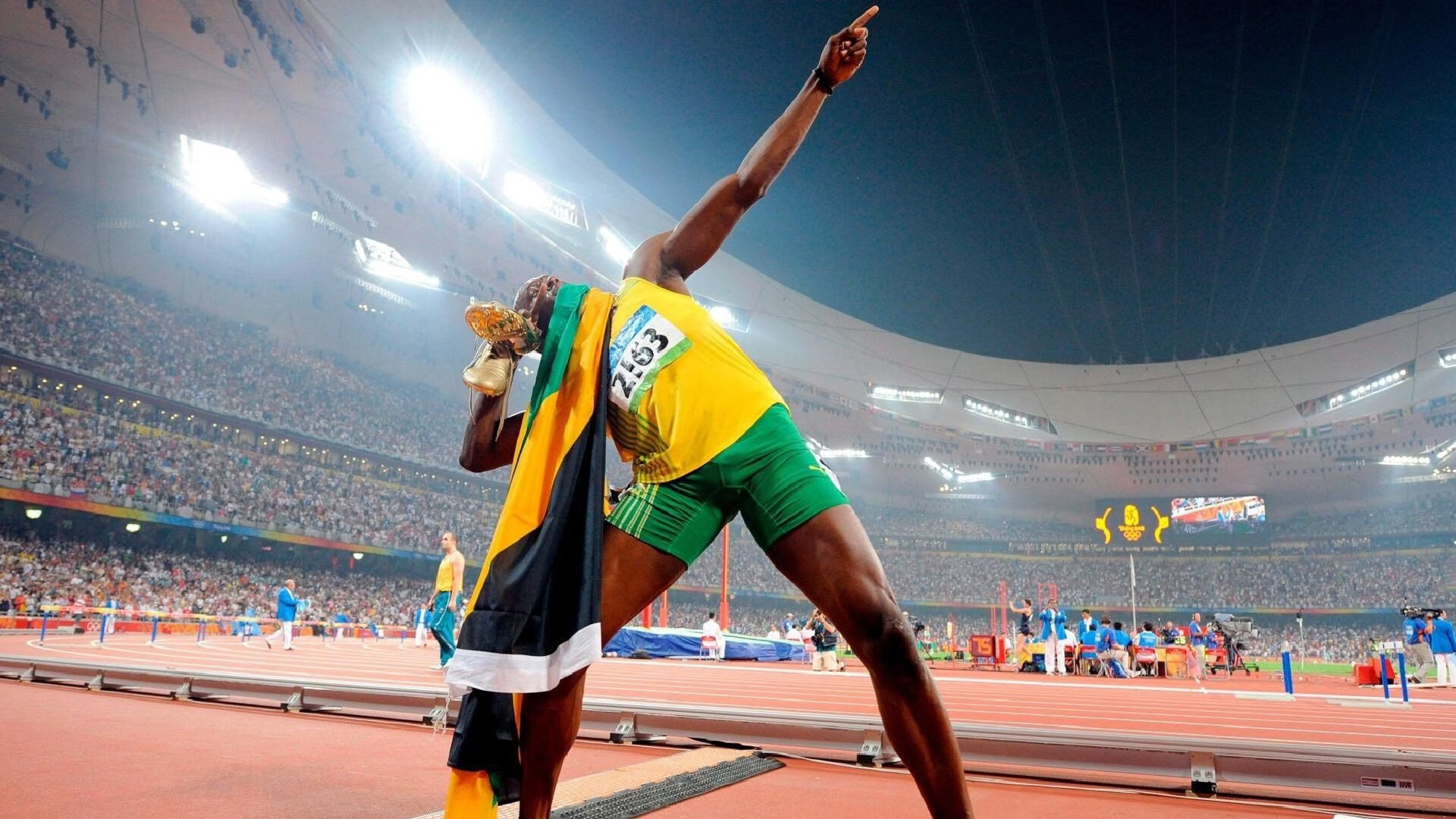 赛道上的永恒瞬间，威廉姆斯绝杀索伯，阿隆索点燃赛场